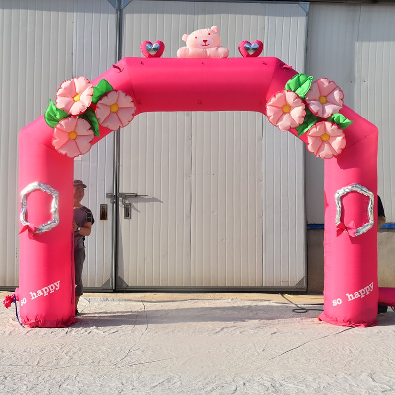 甘肃粉色婚礼拱门